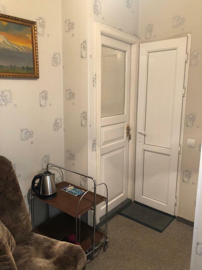 Second Room Єреван Екстер'єр фото